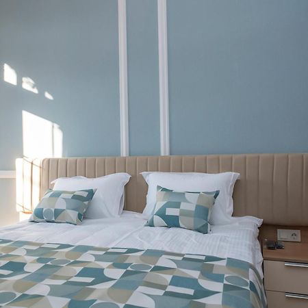Hotel Solo Tbilisi Ngoại thất bức ảnh
