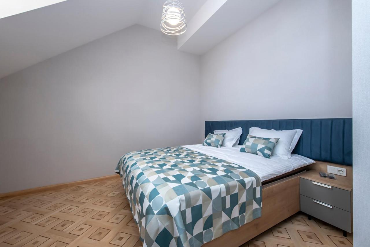 Hotel Solo Tbilisi Ngoại thất bức ảnh