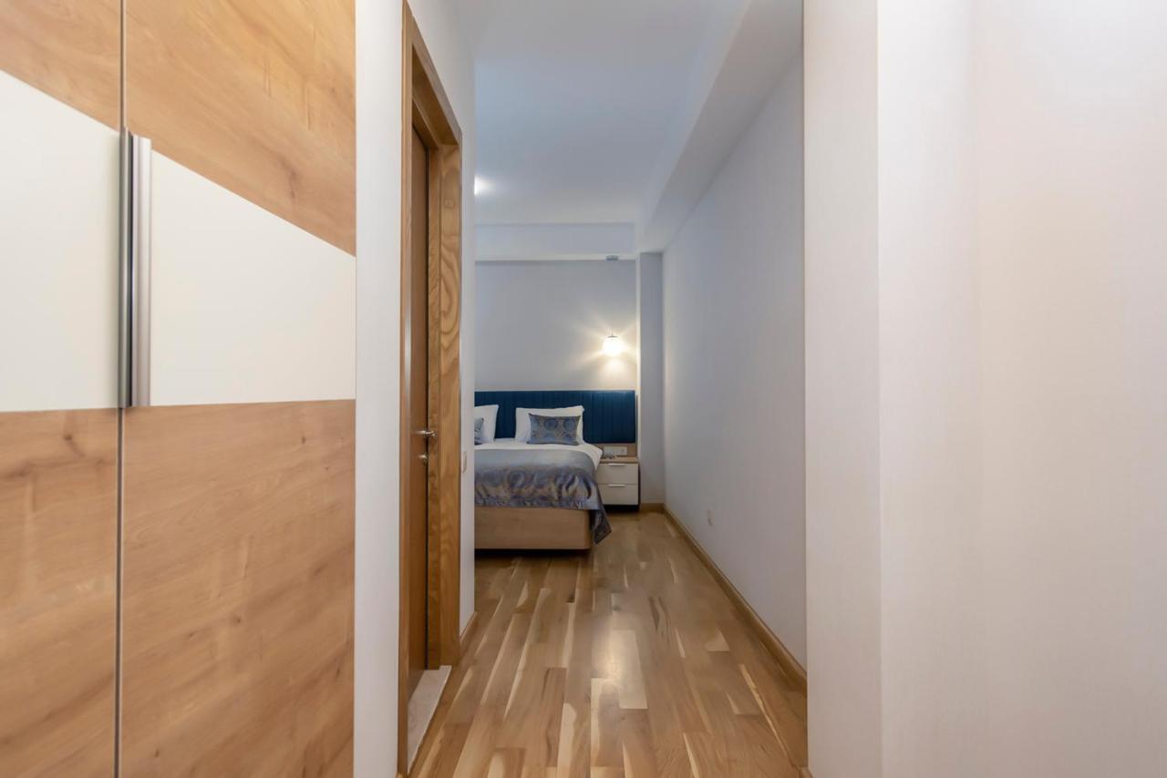 Hotel Solo Tbilisi Ngoại thất bức ảnh