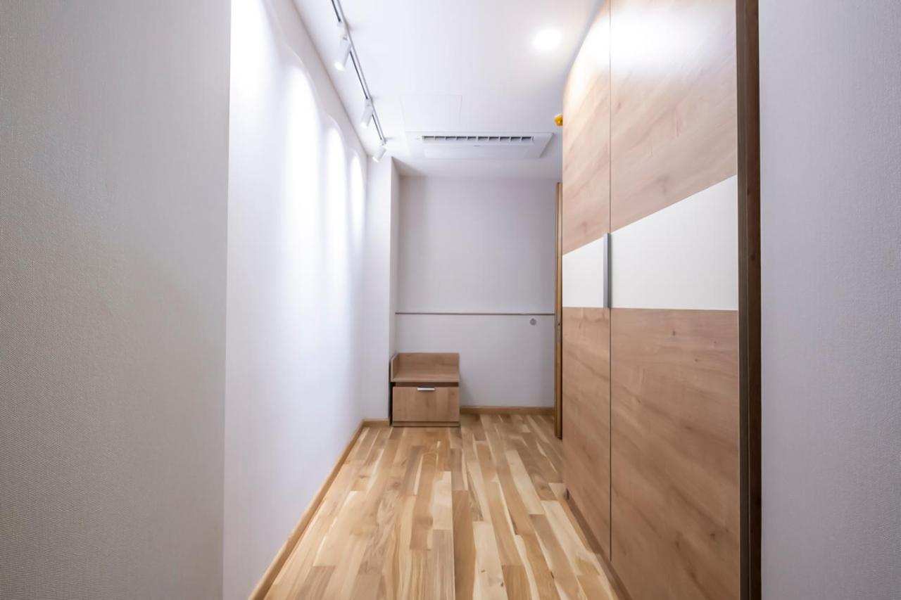 Hotel Solo Tbilisi Ngoại thất bức ảnh