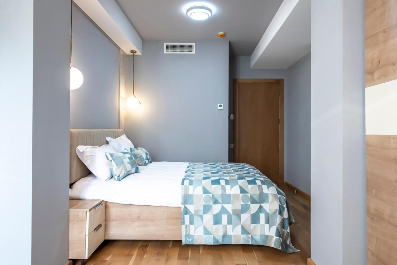 Hotel Solo Tbilisi Ngoại thất bức ảnh