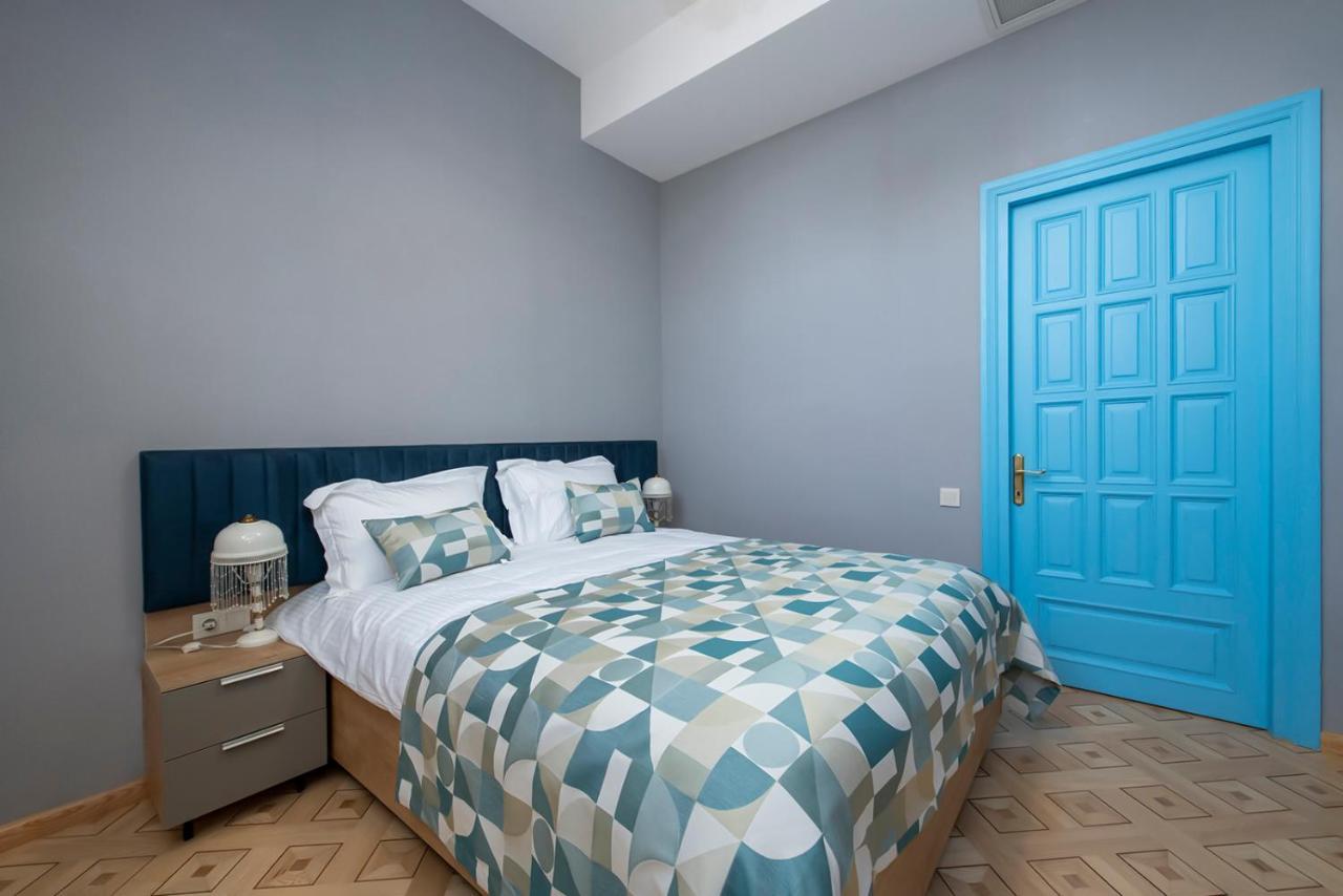 Hotel Solo Tbilisi Ngoại thất bức ảnh