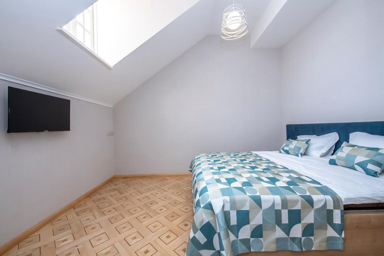 Hotel Solo Tbilisi Ngoại thất bức ảnh
