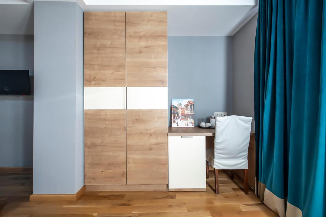 Hotel Solo Tbilisi Ngoại thất bức ảnh