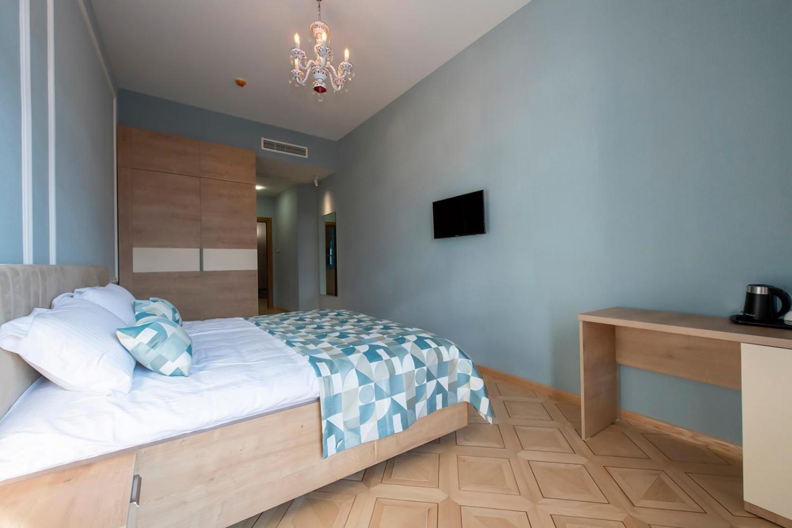 Hotel Solo Tbilisi Ngoại thất bức ảnh